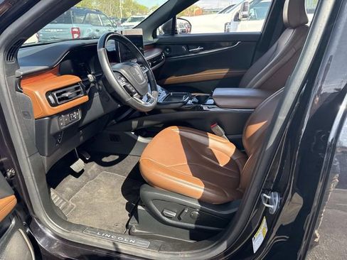 Used 2022 Lincoln Nautilus Reserve w/ Equipment Group 201A AWD/4WD image 23