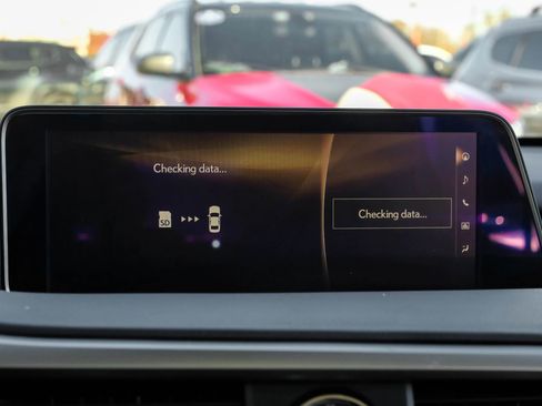 Used 2017 Lexus RX 350 F Sport image 39