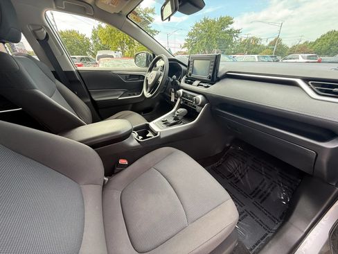 Used 2020 Toyota RAV4 LE w/ All Weather Liner Package AWD/4WD image 13