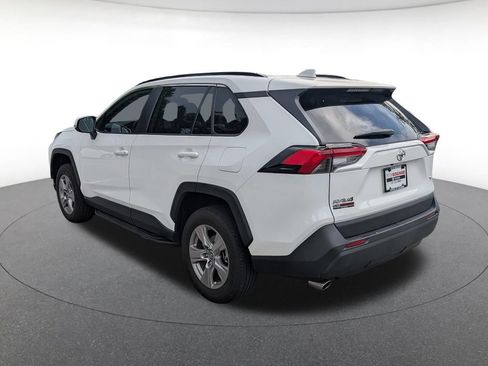 Used 2023 Toyota RAV4 XLE w/ Convenience Package FWD image 4
