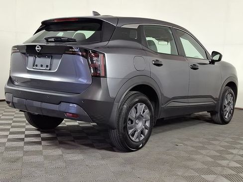 Used 2025 Nissan Kicks S FWD image 9