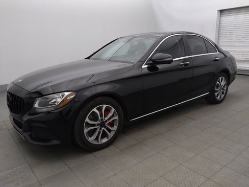 Used 2017 Mercedes-Benz C 300 Sedan image 2
