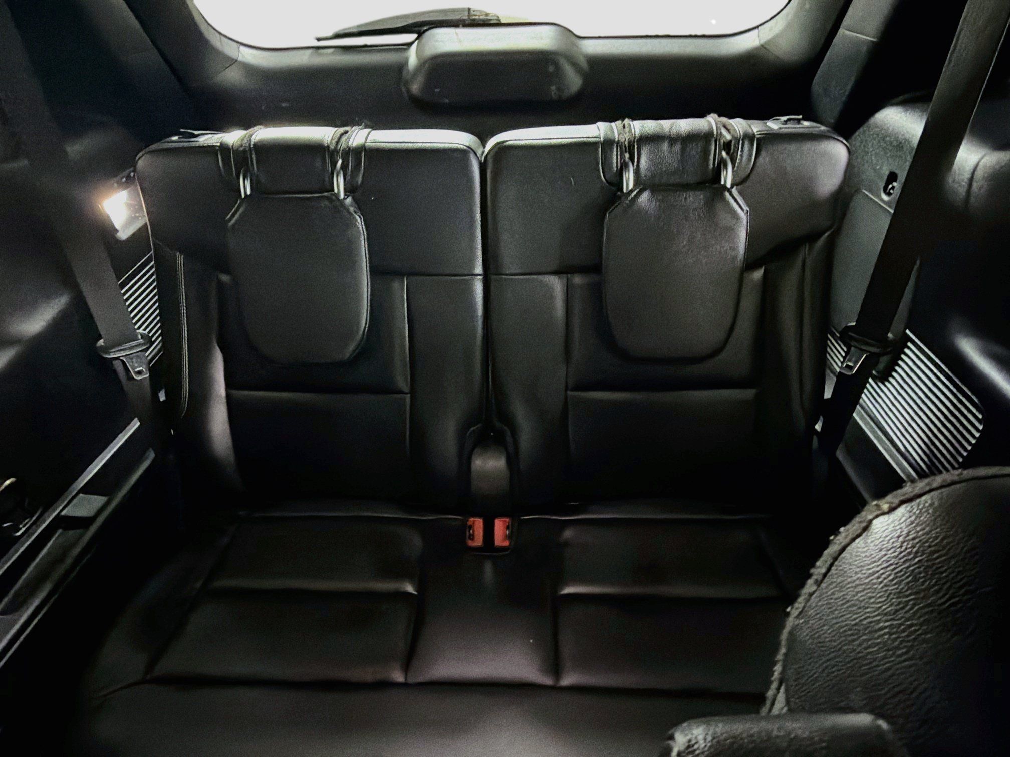 Used 2020 Ford Explorer Limited RWD image 28