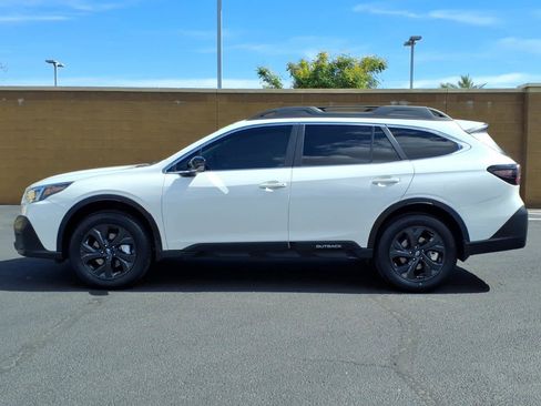 Certified 2022 Subaru Outback Onyx Edition XT w/ Popular Package #2 image 4