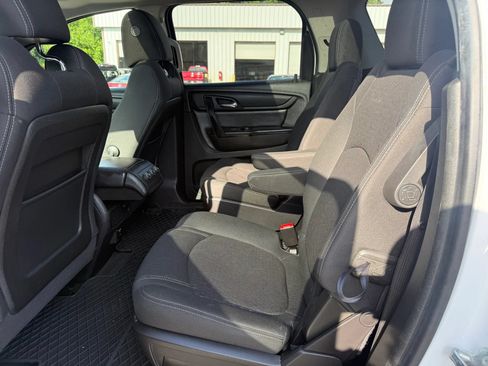 Used 2016 GMC Acadia SLE AWD/4WD image 21