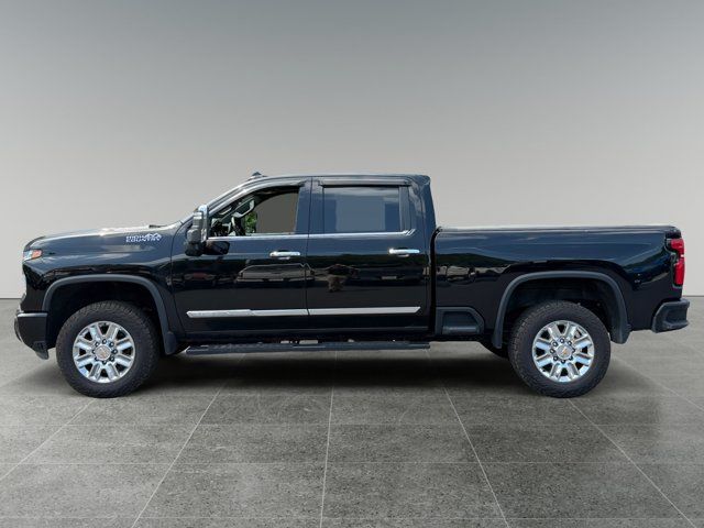 Certified 2024 Chevrolet Silverado 3500 High Country w/ High Country Premium Package AWD/4WD image 2