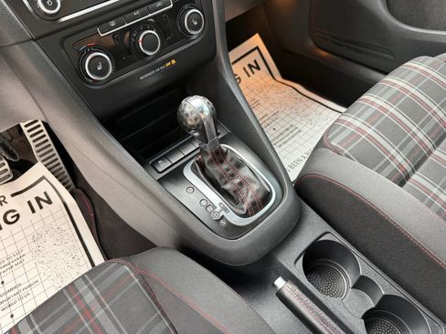 Used 2013 Volkswagen GTI 4-Door FWD image 15