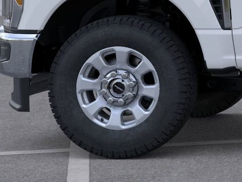 New 2025 Ford F250 XLT w/ 360-Degree Camera Package AWD/4WD image 19