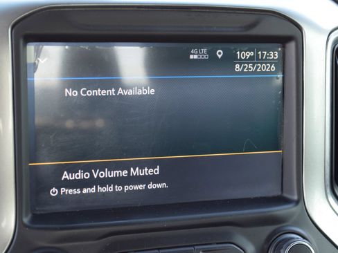 Used 2021 Chevrolet Silverado 1500 LT RWD image 13