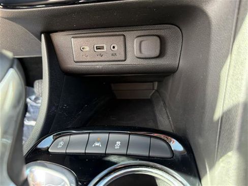 Certified 2023 Buick Encore GX Preferred w/ Cold Weather Comfort Package image 22