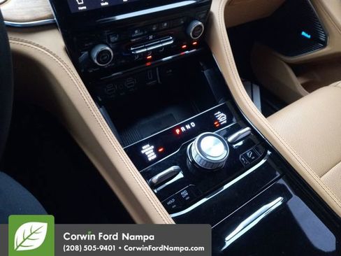 Used 2024 Jeep Grand Cherokee L Summit image 17