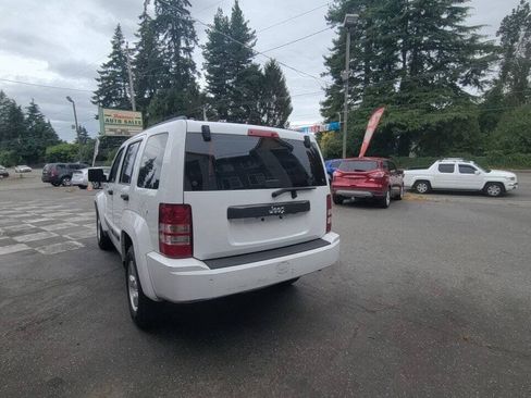 Used 2012 Jeep Liberty Sport RWD image 5