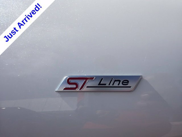 Used 2022 Ford Explorer ST-Line w/ Class IV Trailer Tow Package RWD image 5