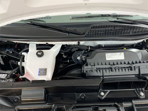 Used 2024 GMC Savana 2500 w/ Driver Convenience Package image 22