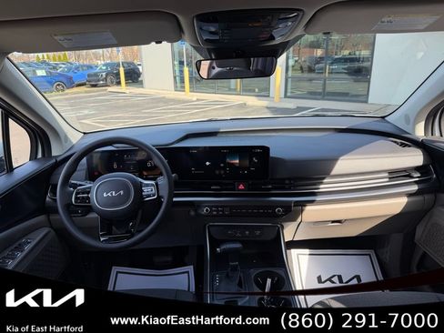 New 2026 Kia Carnival LX FWD image 22