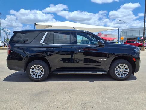 Used 2024 Chevrolet Tahoe LT RWD image 9