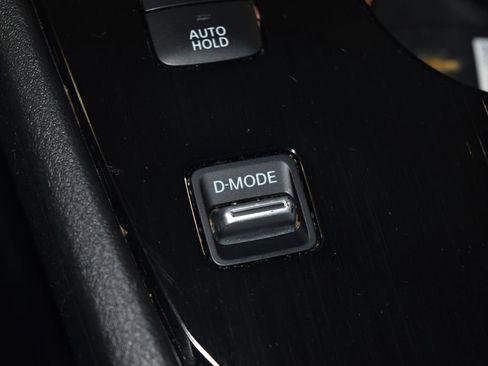 Certified 2023 Nissan Rogue SV image 15