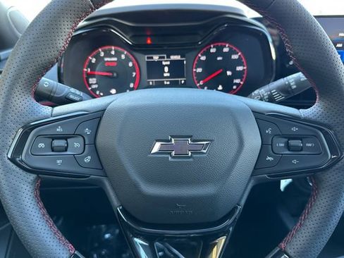 New 2026 Chevrolet Trax RS w/ Sunroof Package image 28