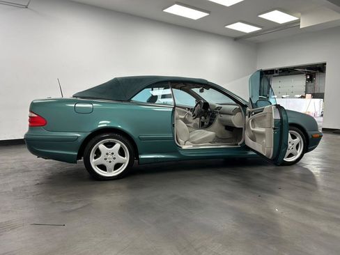 Used 2000 Mercedes-Benz CLK 430 Cabriolet image 54