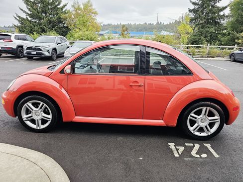 Used 2005 Volkswagen Beetle GLS image 2