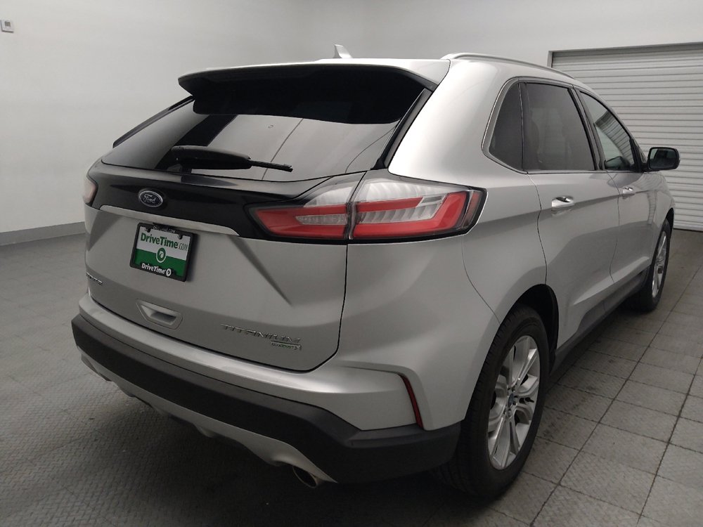 Used 2019 Ford Edge Titanium FWD image 9