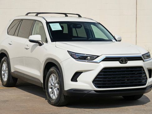 Used 2024 Toyota Grand Highlander AWD image 55