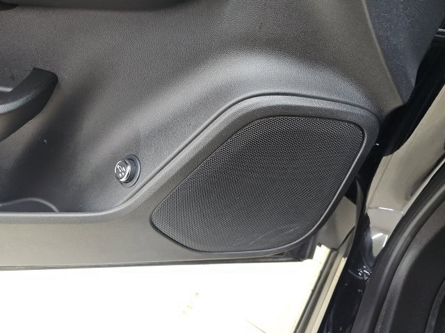 Used 2025 Chevrolet Blazer LT w/ Convenience Package FWD image 29
