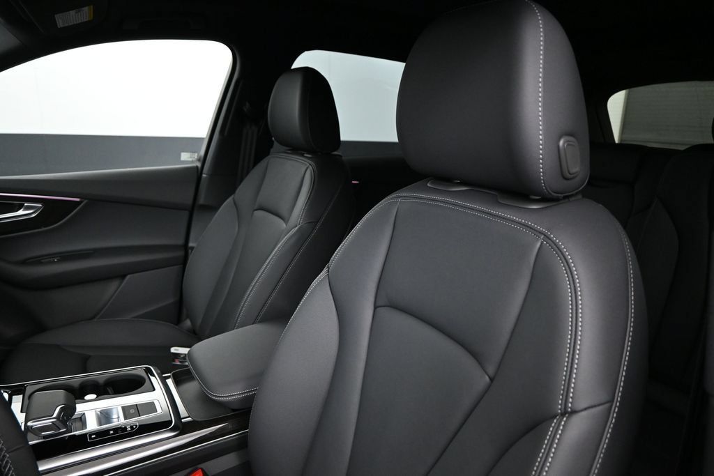 New 2026 Audi Q7 2.0T Premium AWD/4WD image 9