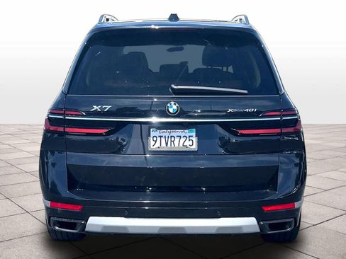 Used 2023 BMW X7 xDrive40i AWD/4WD image 8