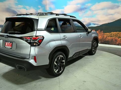 Certified 2025 Subaru Forester Limited image 8