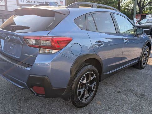 Used 2020 Subaru Crosstrek 2.0i Premium w/ Moonroof Package 1 AWD/4WD image 3