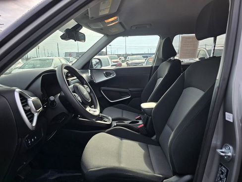 Used 2024 Kia Soul LX w/ Option Group 015 image 23