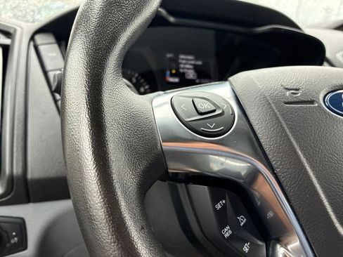 Used 2019 Ford Transit 150 XLT RWD image 31