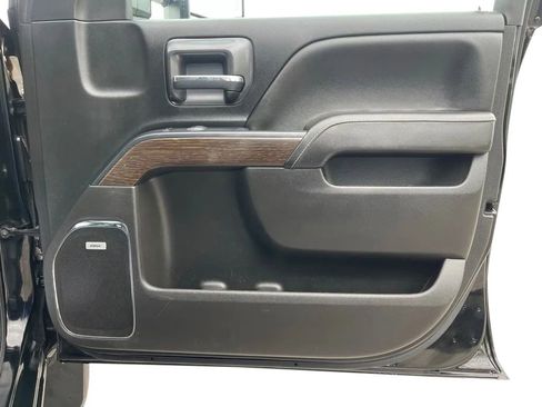 Used 2018 GMC Sierra 3500 Denali w/ Duramax Plus Package AWD/4WD image 19