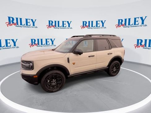 New 2025 Ford Bronco Sport Badlands image 4