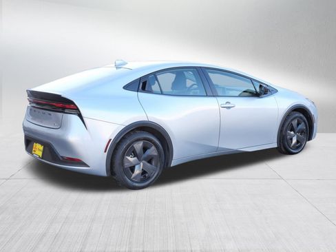 Certified 2025 Toyota Prius LE image 8