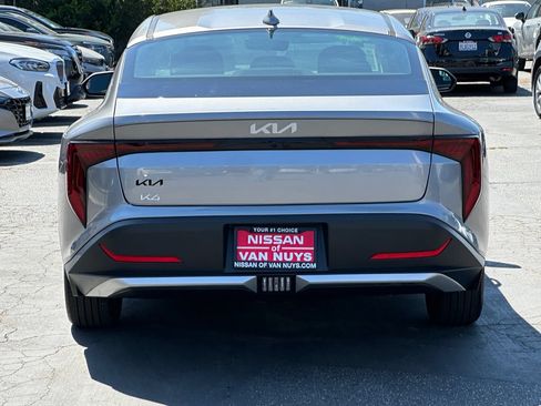 Used 2025 Kia K4 FWD image 6
