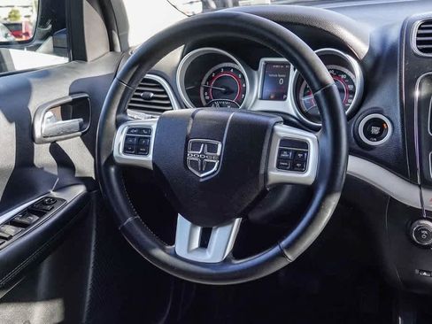 Used 2018 Dodge Journey SXT w/ Blacktop Package image 14