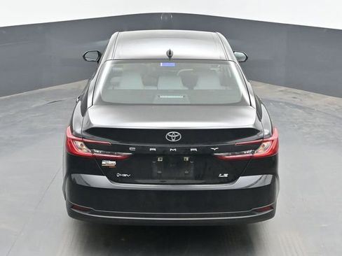 Used 2025 Toyota Camry LE FWD image 24
