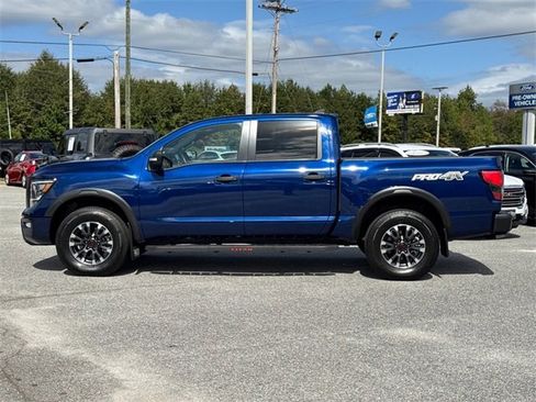 Used 2024 Nissan Titan PRO-4X w/ Pro-4x Convenience Package image 6