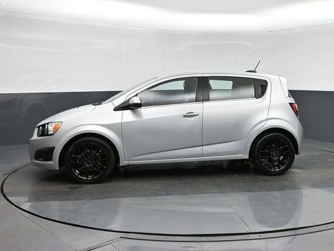 Used 2015 Chevrolet Sonic LTZ image 4