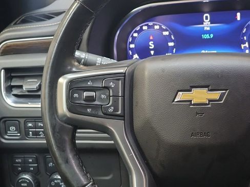 Used 2023 Chevrolet Suburban Premier image 18
