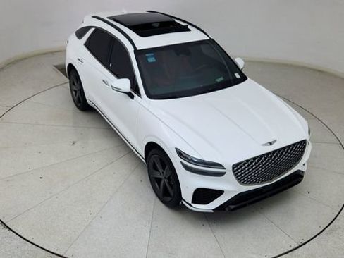 Used 2023 Genesis GV70 3.5T Sport w/ Sport Prestige Package AWD/4WD image 75