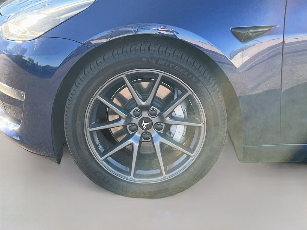 Used 2023 Tesla Model 3 Standard Range RWD image 31