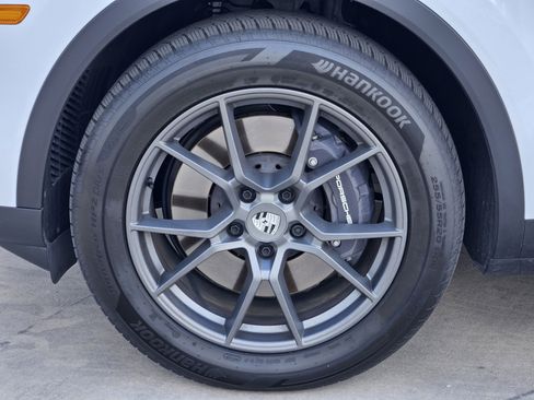Certified 2026 Porsche Cayenne Coupe AWD/4WD image 14