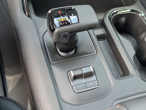 New 2026 GMC Sierra 1500 AT4 w/ Technology Package AWD/4WD image 16