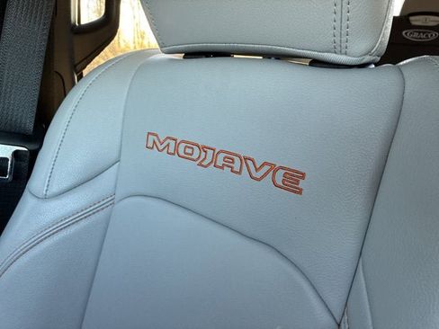 Certified 2023 Jeep Gladiator Mojave w/ Dual Top Group image 37