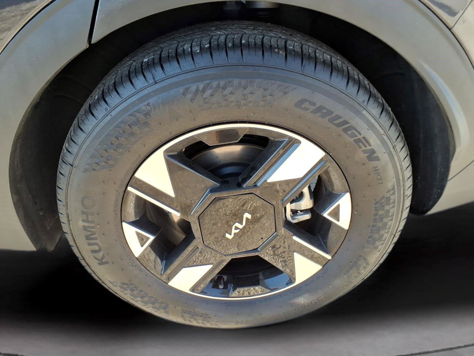 Used 2026 Kia Sportage LX FWD image 10