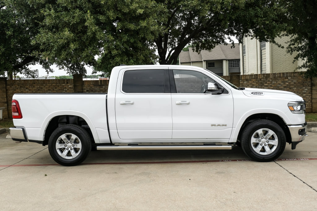 Used 2022 RAM 1500 Laramie AWD/4WD image 14