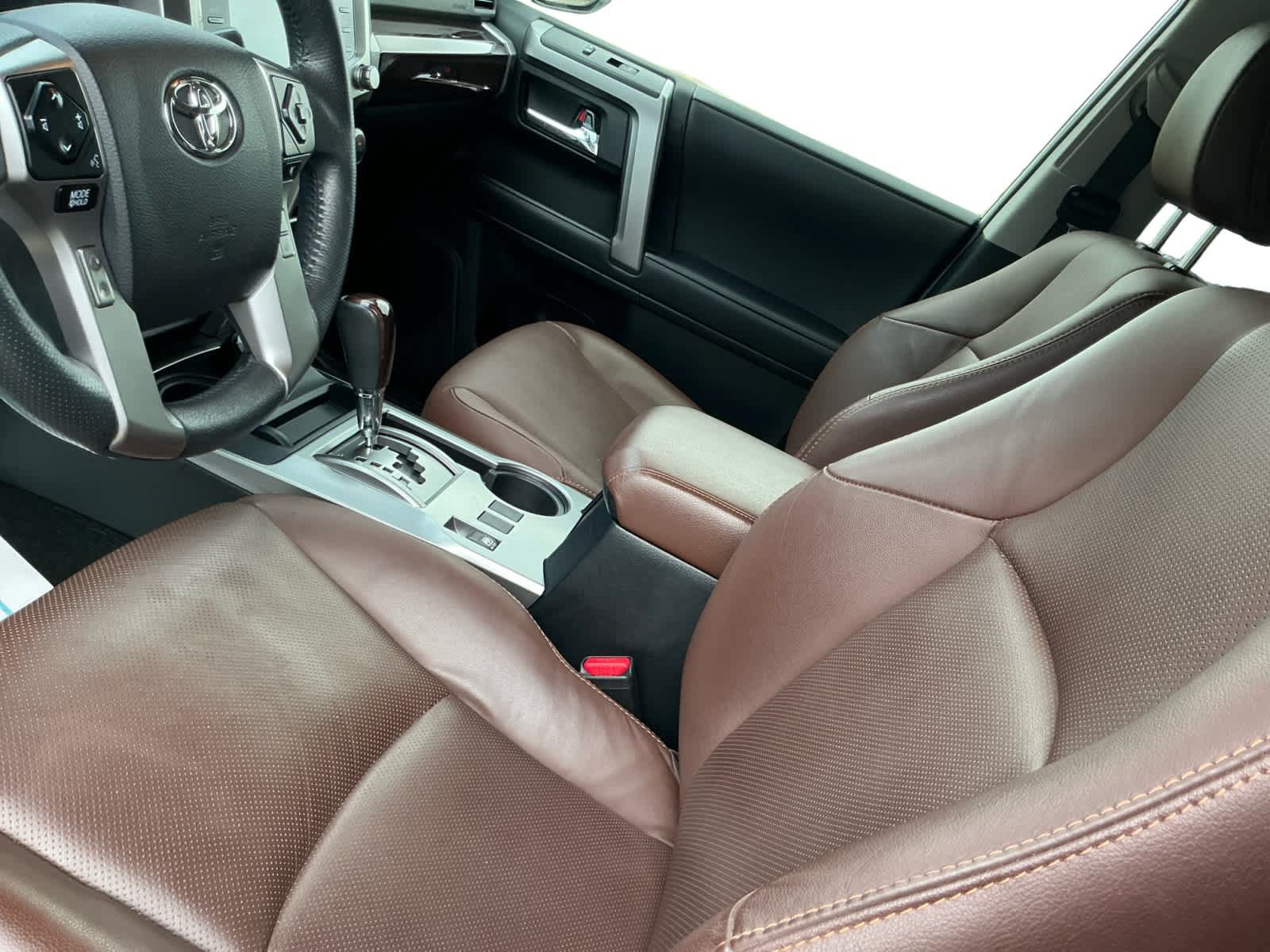 Used 2022 Toyota 4Runner Limited AWD/4WD image 9